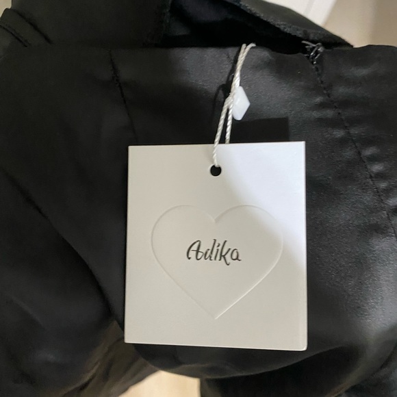 Dress - Picture 4 of 4